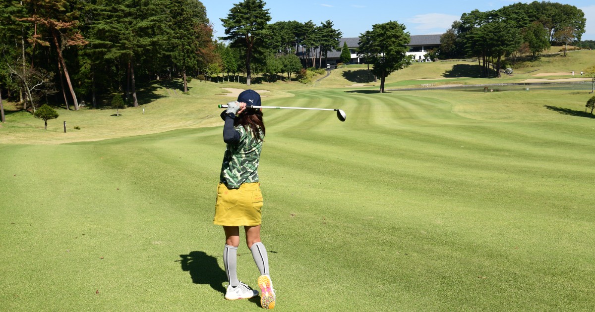 40代ゴルフ女子 春のゴルフファッション