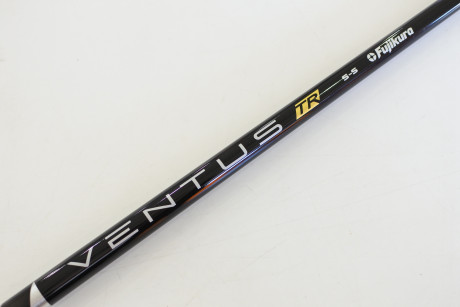VENTUS TR BLACK 5 (S)　キャロウェイ１W用　スリーブ付きシャフト
